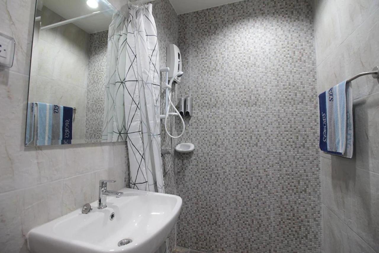 R 17 Living Hotel Bangkok Extérieur photo